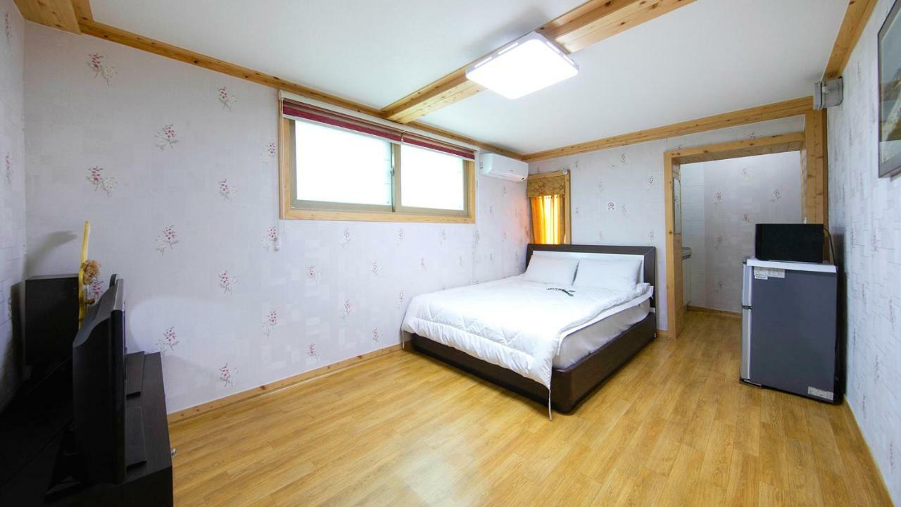 Samcheok Sol Beach Pension Exterior foto