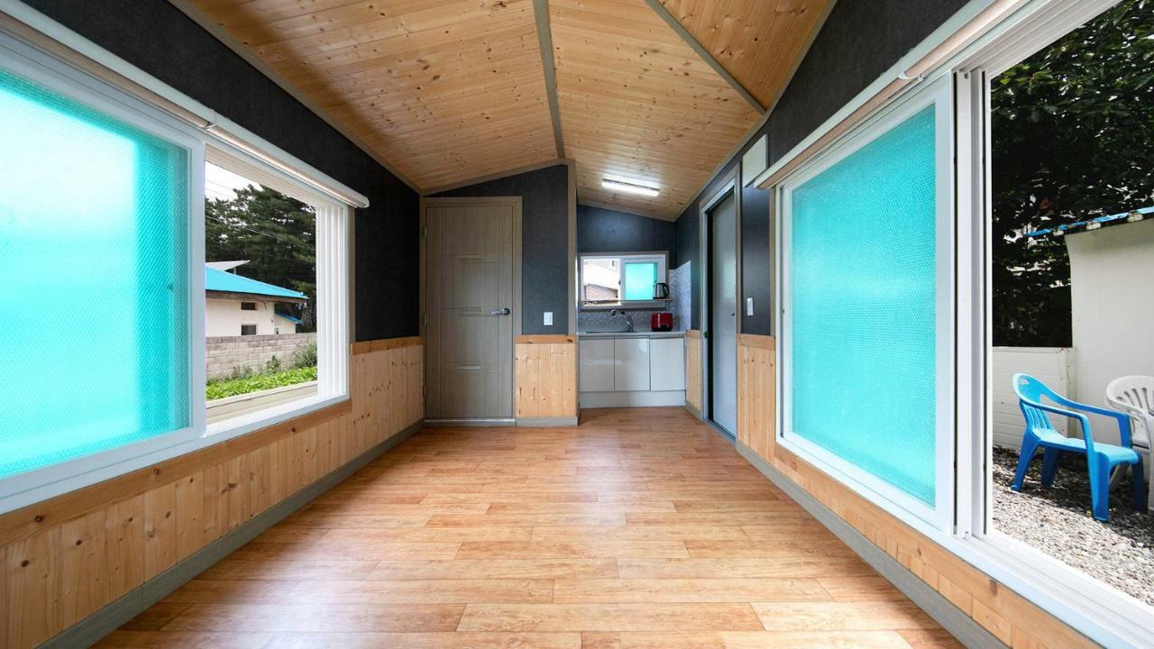 Samcheok Sol Beach Pension Exterior foto